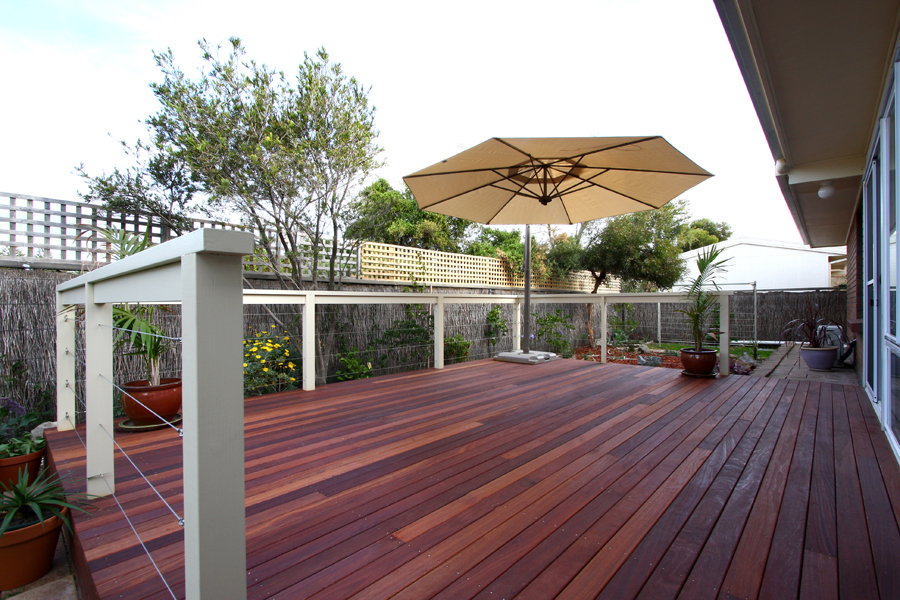 Timber Decking | Gorilla Construction & Maintenance 